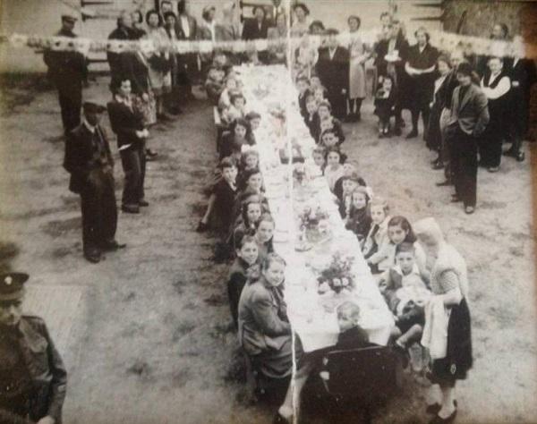 VE Day party in the Courtyard